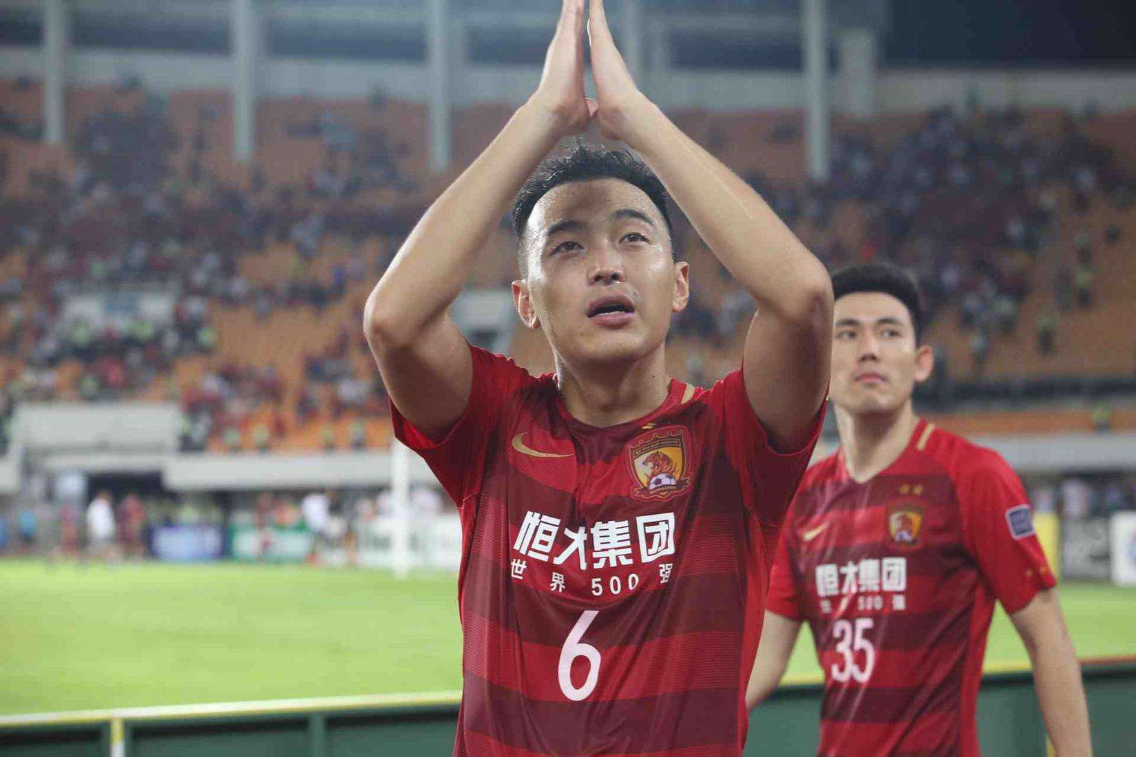 冯潇霆重返恒大一队训练,或重返亚冠名单