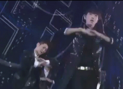 tfboys王俊凯趣味图来袭,帅气gif动图表情包暖化你的