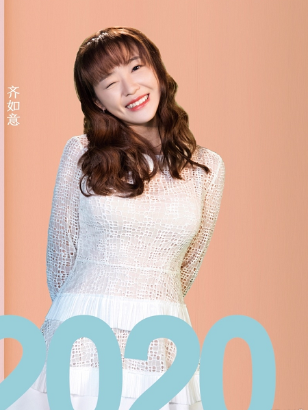 《暖春》慈祥奶奶鲁园走了!小花如今颜值爆表,自拍还开10级美颜