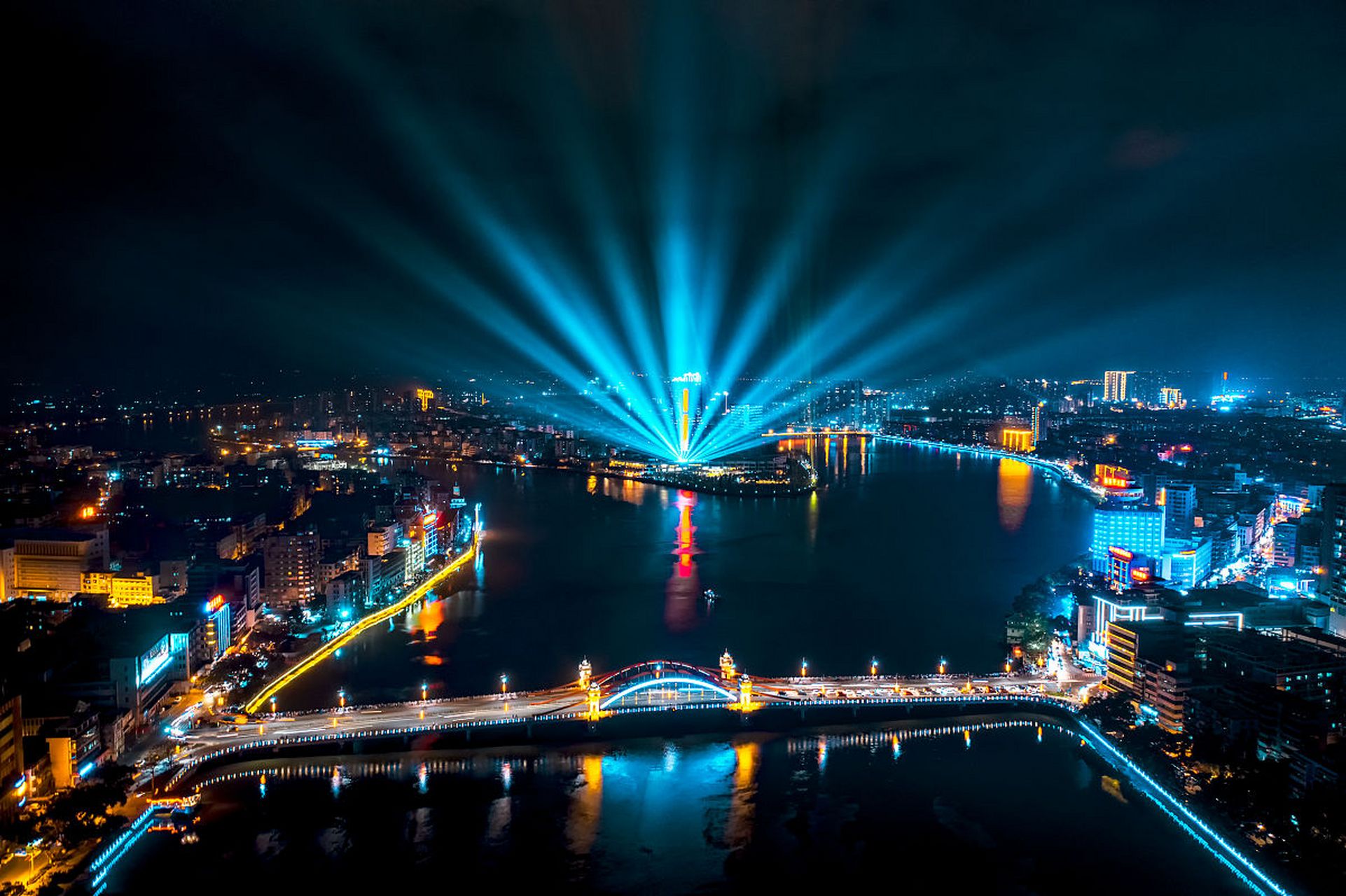 佛山千灯湖夜景,真是太美了!