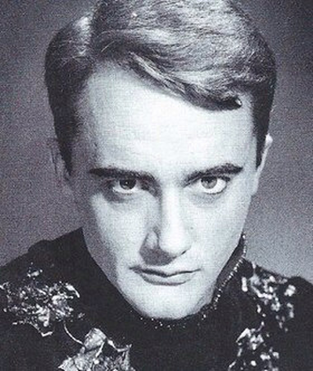 罗伯特·沃恩 robert vaughn(1932.11.22—2016.11.