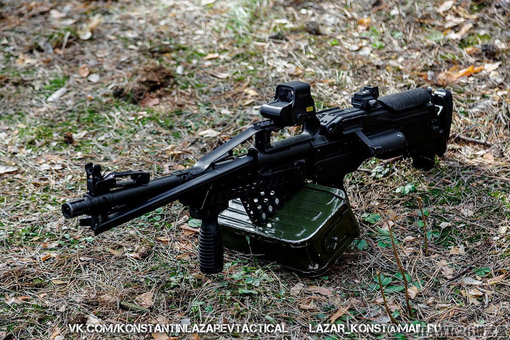 "拉扎列夫战术"公开无托版pkp机枪 史上威力最大的同类型枪械