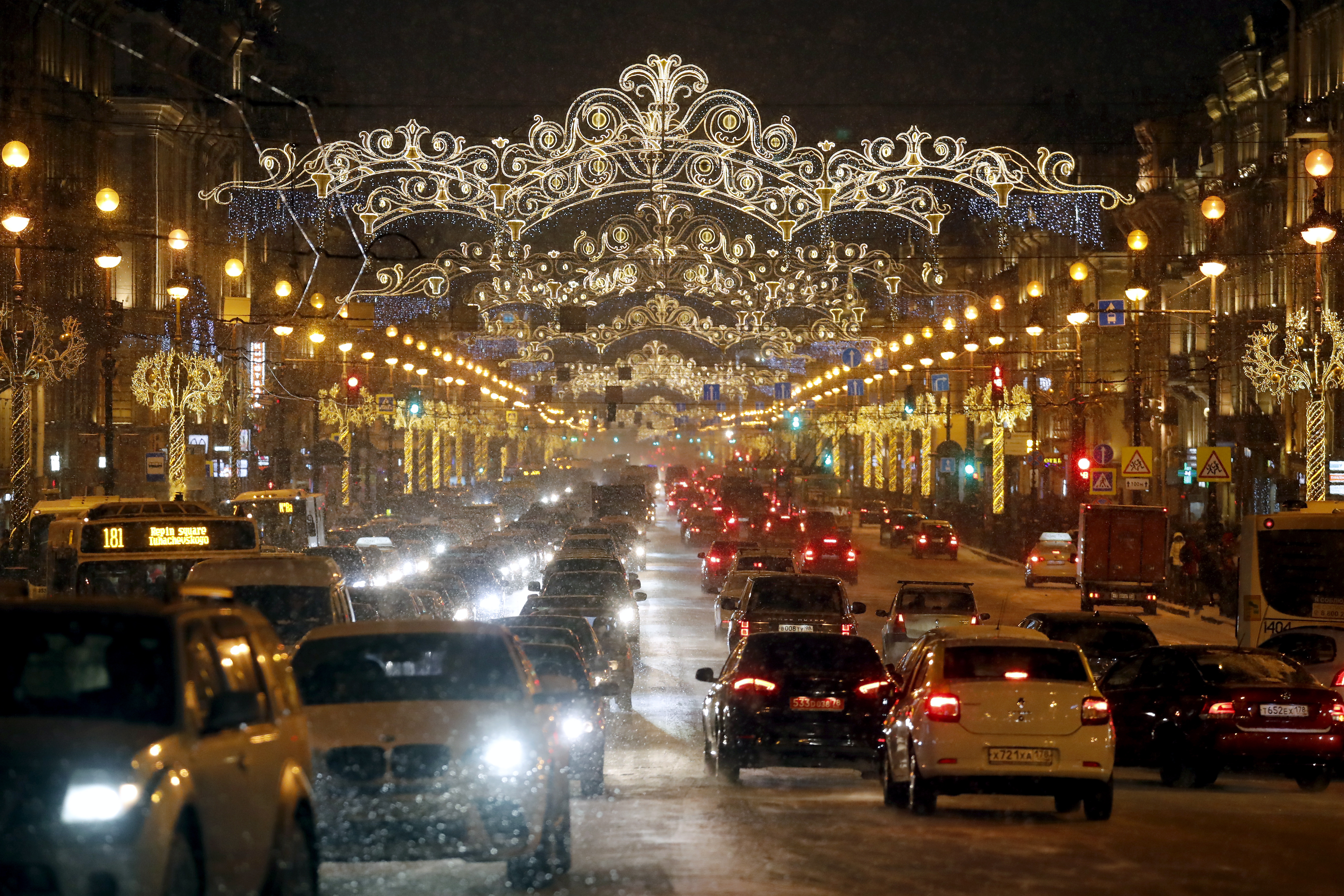 圣彼得堡的圣诞新年彩灯(1)