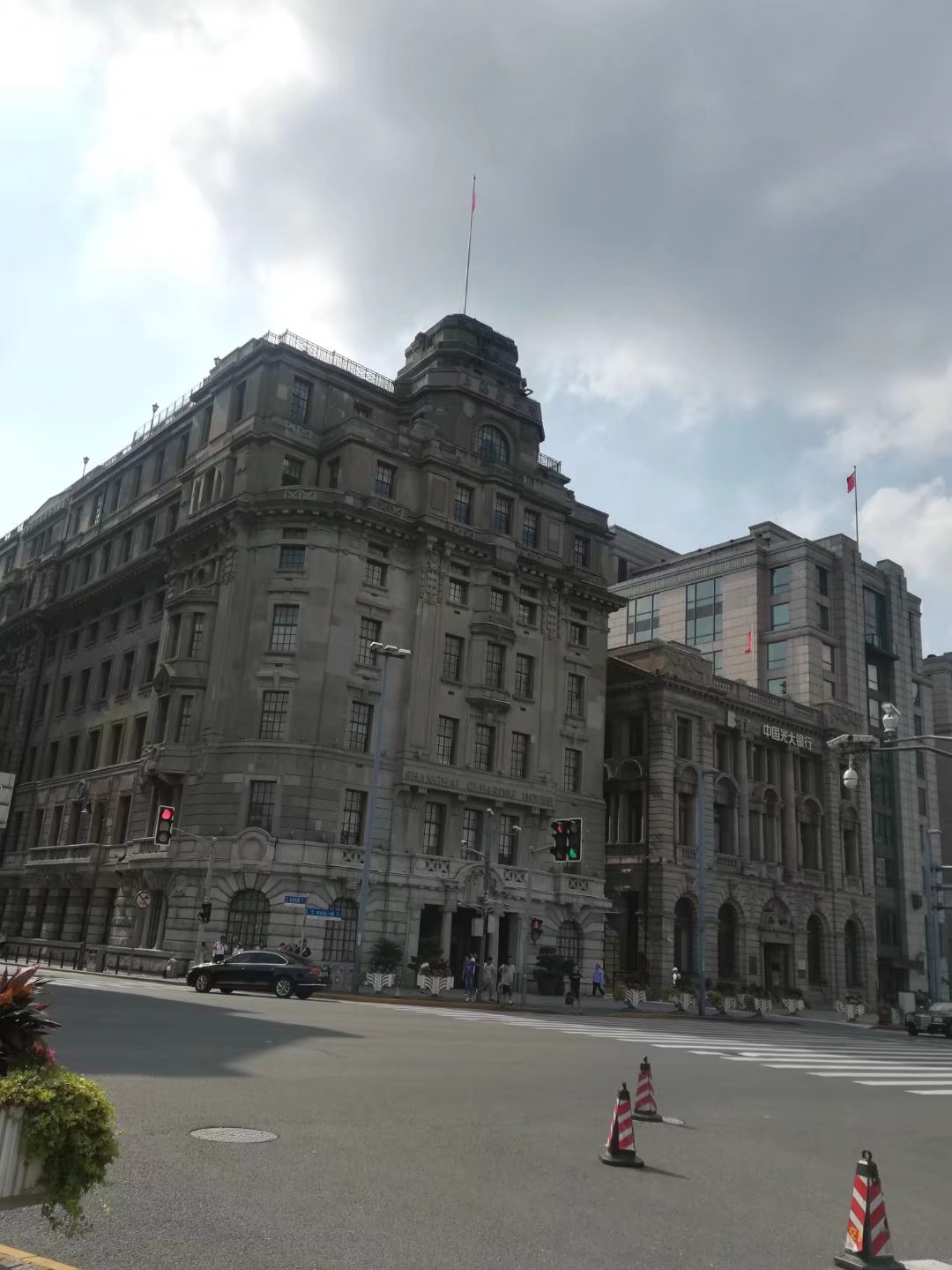 多年过去了,外滩那些租界的老房子的