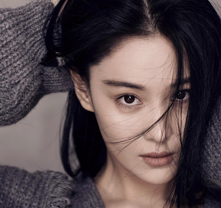 张馨予回应大家自己和爱人经常露面,老公也有假期,还能穿便衣!