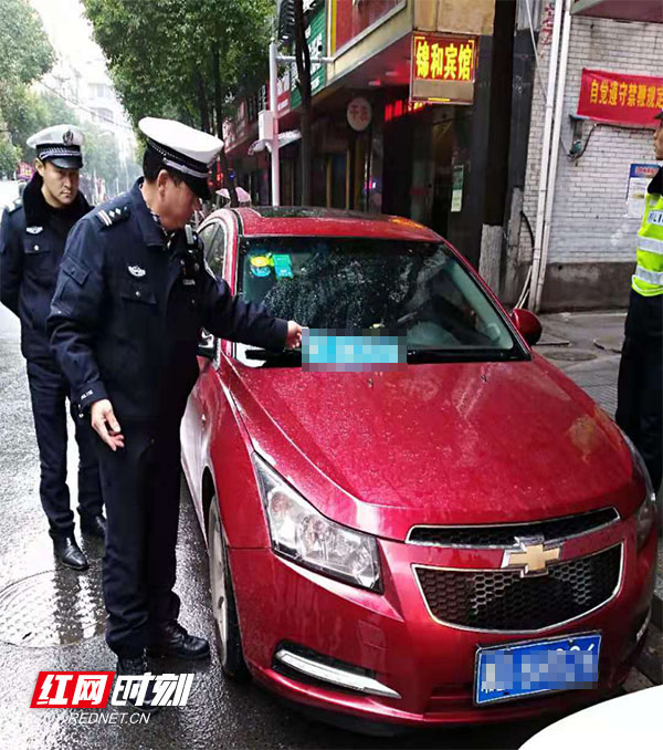 "湘d/6h××6"一个车牌套了三辆车 衡阳交警查你没商量