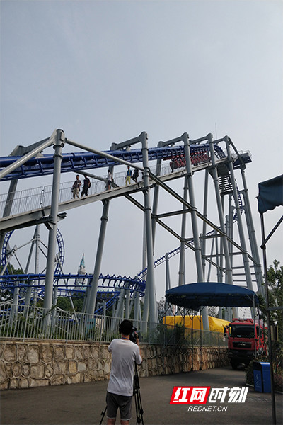 长沙世界之窗的过山车"卡壳"了?原来是