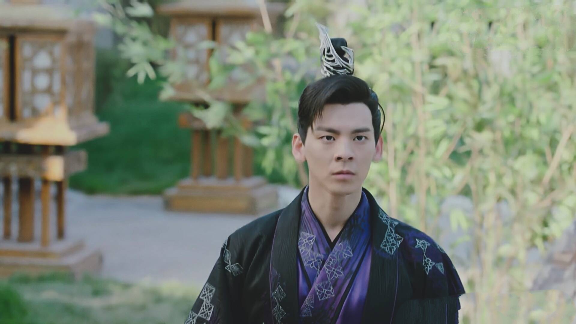 东方炻处处刁难花不弃,让人心酸的理由是什么?