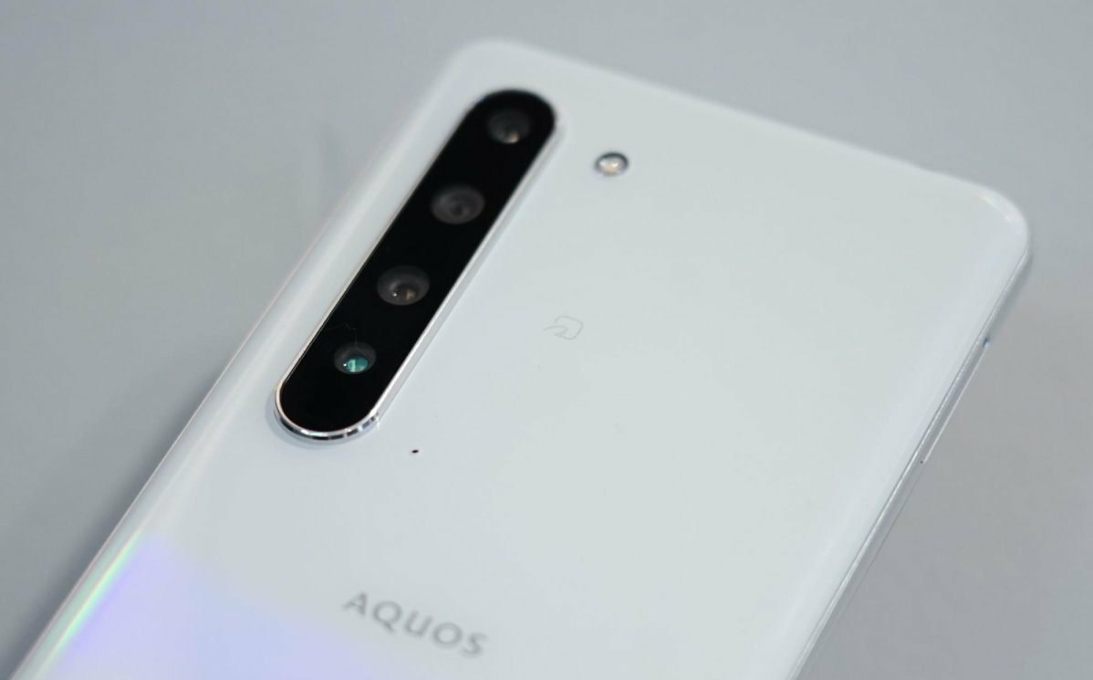 全面屏新方案?夏普发布新机aquos r5g