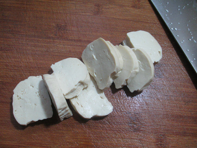 小素鸡甜不辣炒大白菜,鲜香味美,做法简单,好吃到爆