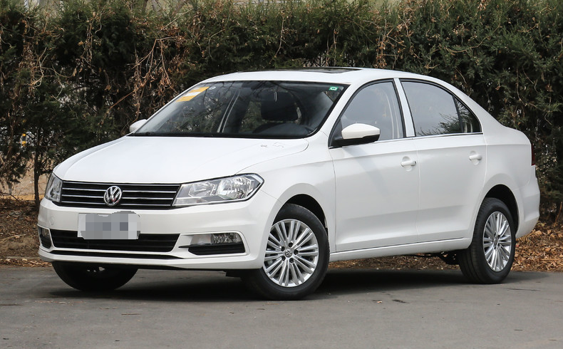 大众桑塔纳,看起来运动范十足,整体比较饱满