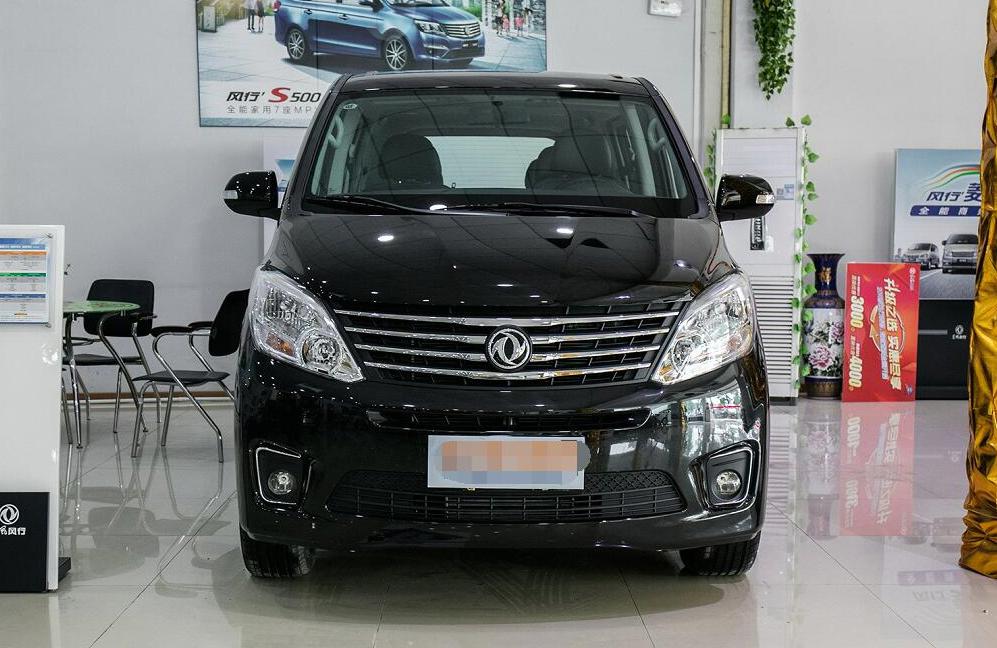 精美风行f600图片赏析,外观很沉稳的一款车,更年轻更灵动