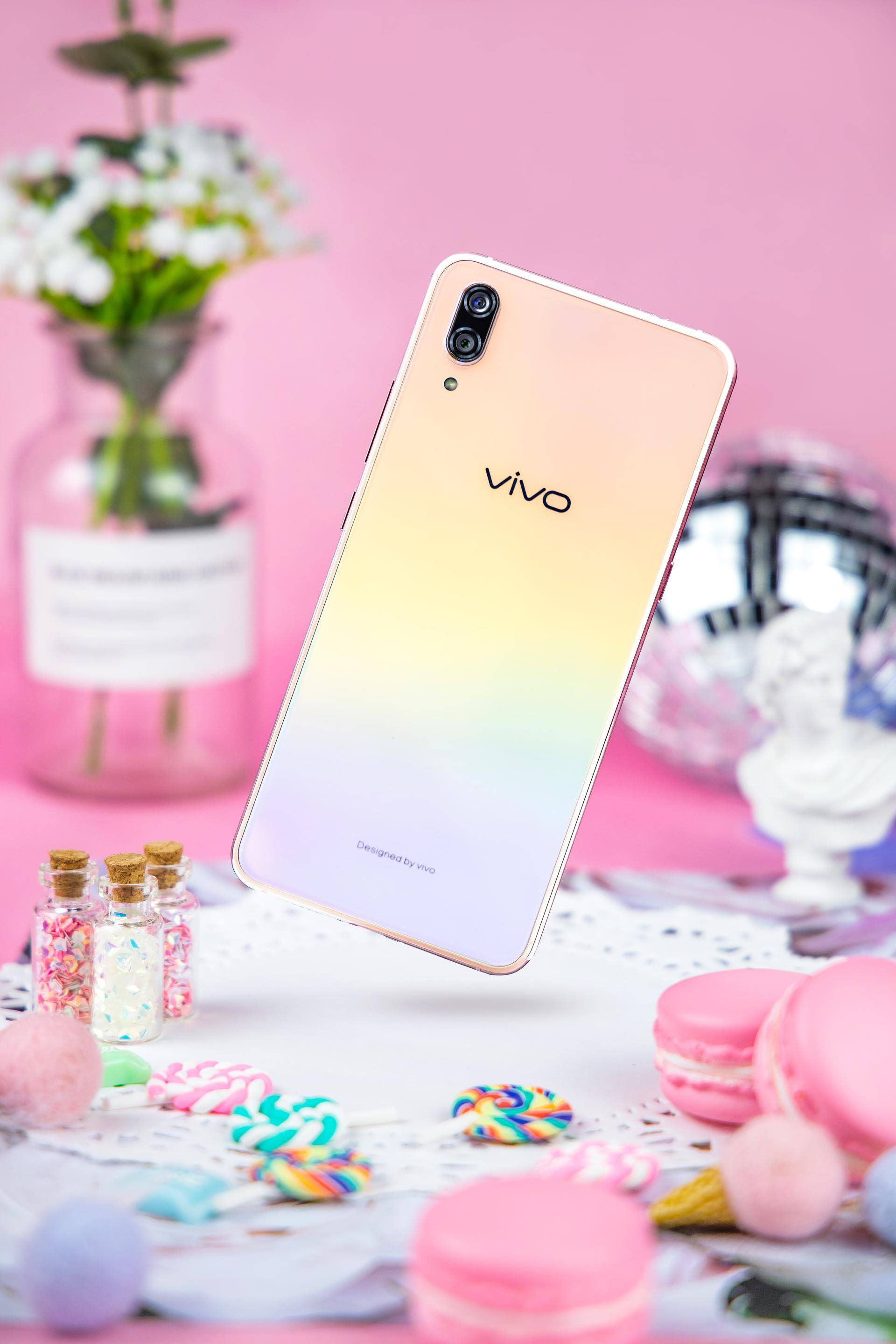ikun粉丝不买后悔系列!vivo x23幻彩版图赏