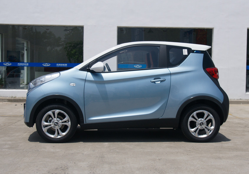 小蚂蚁eq1,比例协调的车身,时尚感与颜值并存