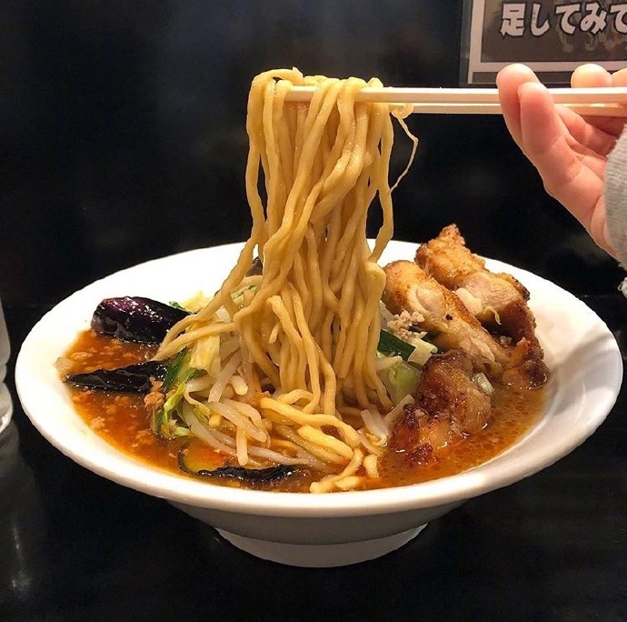 这个时间特别适合大口大口地吃面