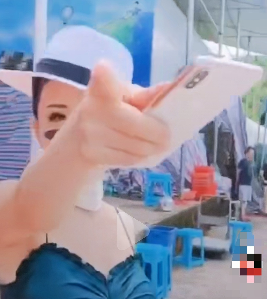 重庆保时捷月姐老公童小华留置调查期间自杀,网友:求权威消息!