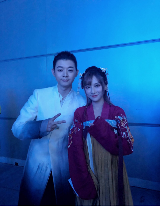 当丸子和霍尊在一起,当丸子和李玉刚,你觉得会发生些什么呢?