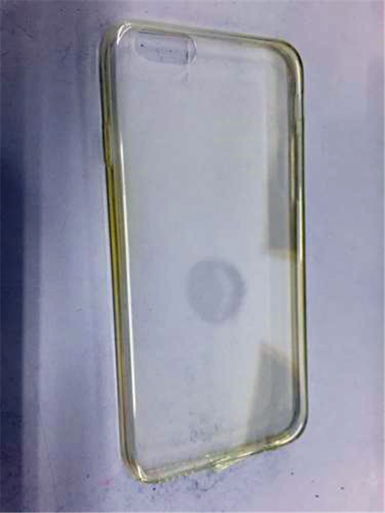 手机壳"发黄"了怎么办?试试这个小办法,轻松变"新壳"