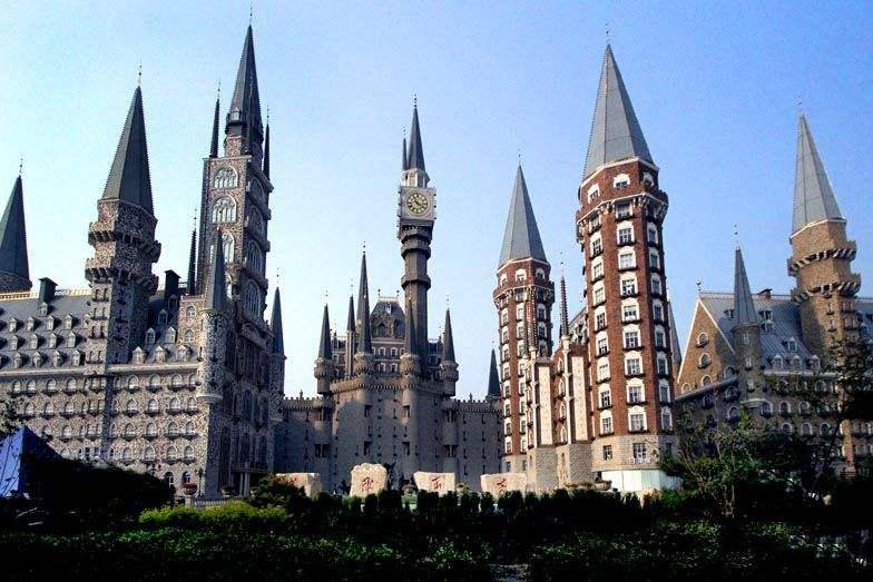 中国唯一被誉为魔法学校的大学!网友:同是大学为何你这么优秀?