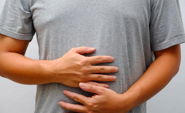 吃完饭总觉得肚子胀胀的,可能是消化不良,这4招能缓解!