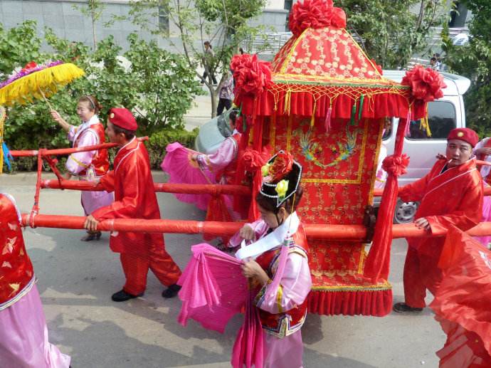 潮汕婚俗中各种关于"轿"的习俗活动,都有哪些特色!