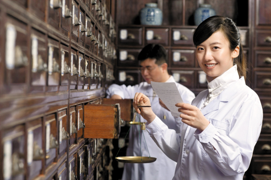 在咱们中医认为,气和血是人赖以生存的物质基础.