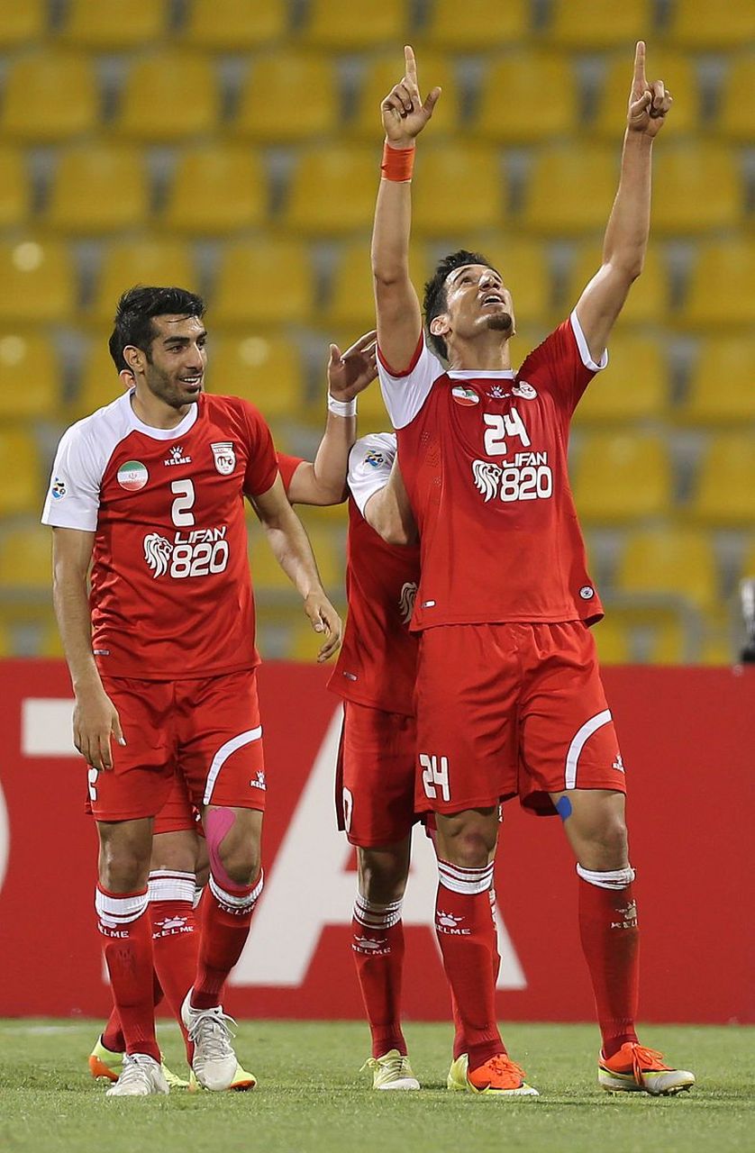 不过可能是太过兴奋,球队在德甲首轮客场2:3不敌勒沃库森,球队的进攻