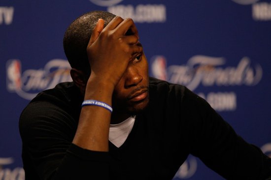 杜兰特带队能力不行?51分仍输球了