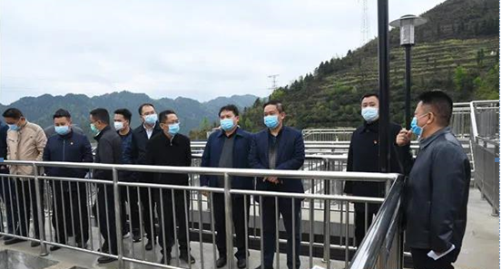 黔南州副州长黄进到罗甸县调研