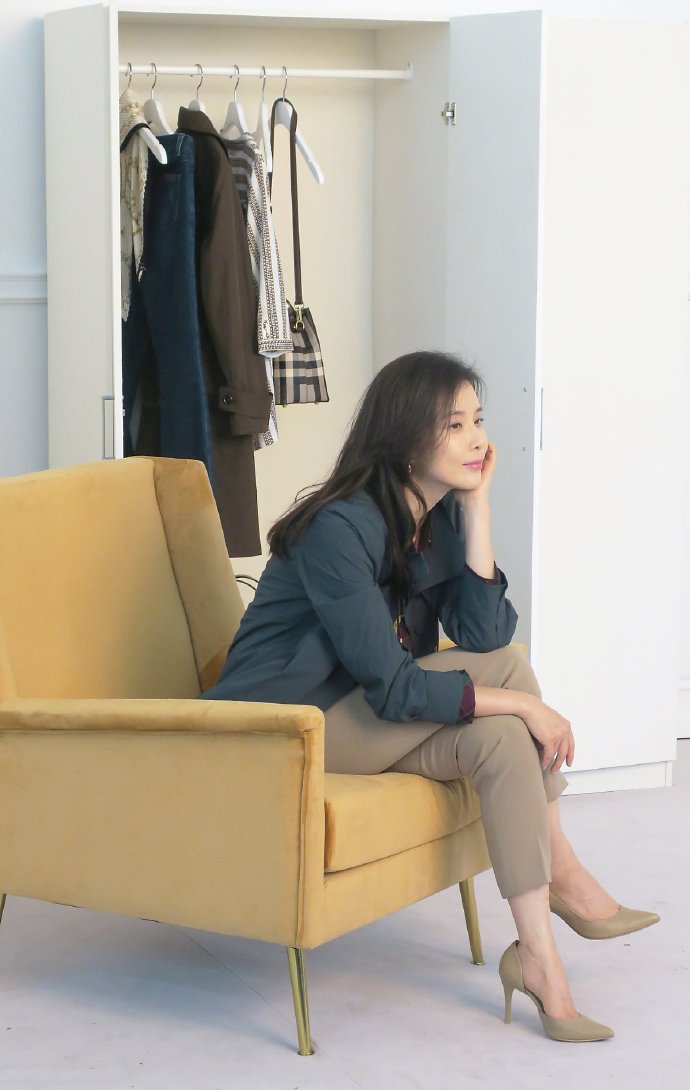 韩剧悄悄话# #李宝英# 终于有时间接着看了! 你们俩啊!