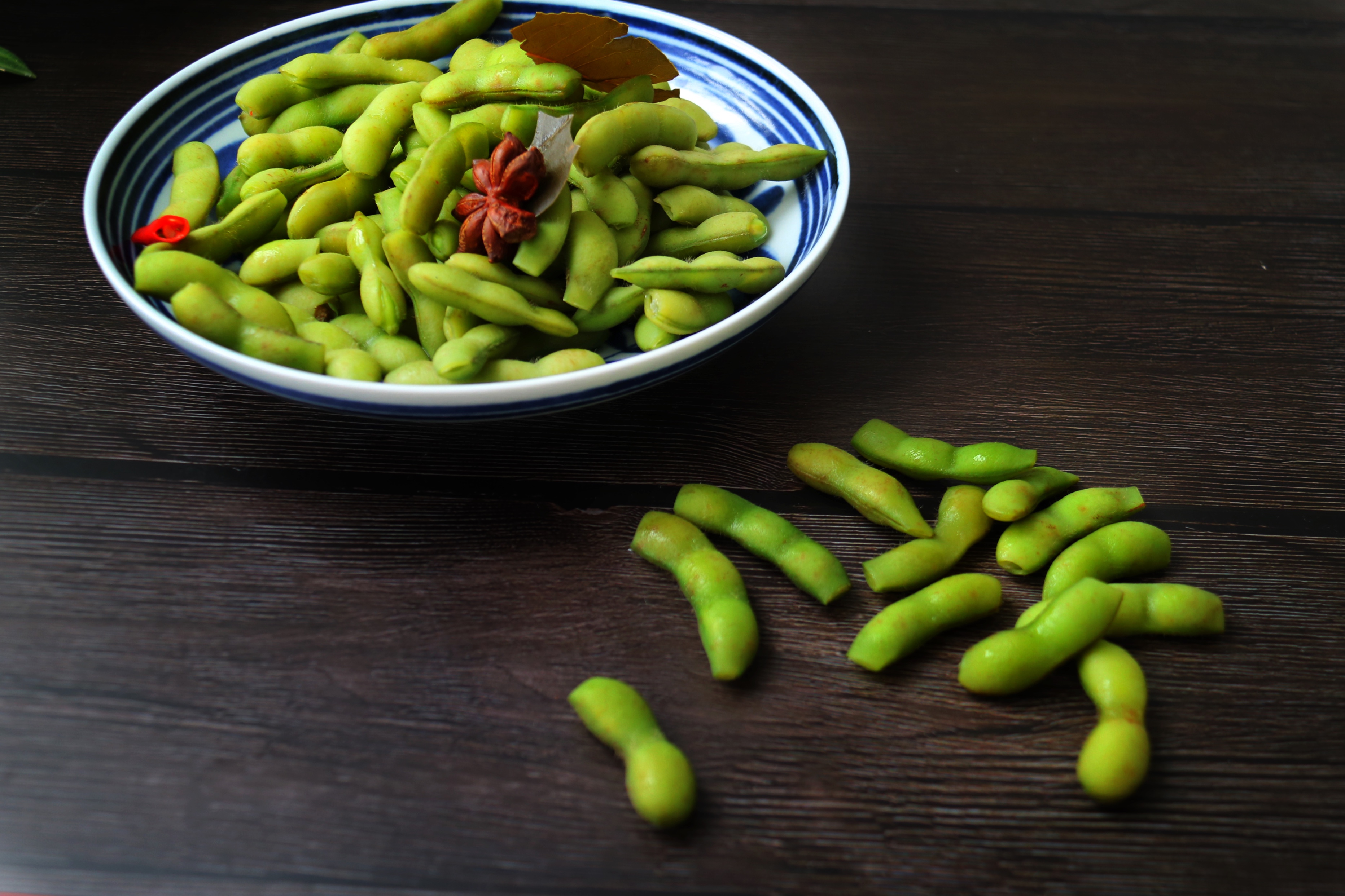 煮毛豆时,不要直接下锅,多加这1步,毛豆颜色翠绿,麻辣又开胃