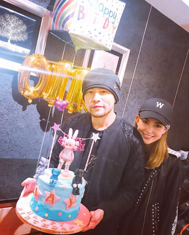 没想到梁咏琪这么会做蛋糕,可以媲美蔡依林了