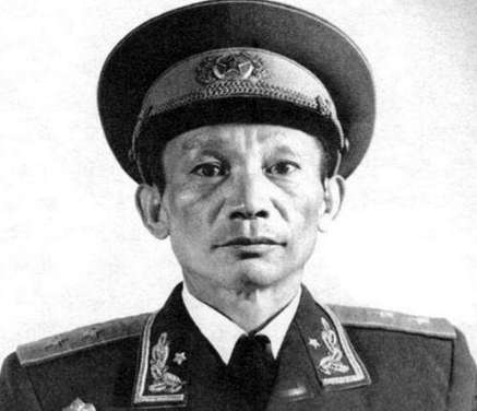 将军带兵外出打仗,归来时老婆已改嫁