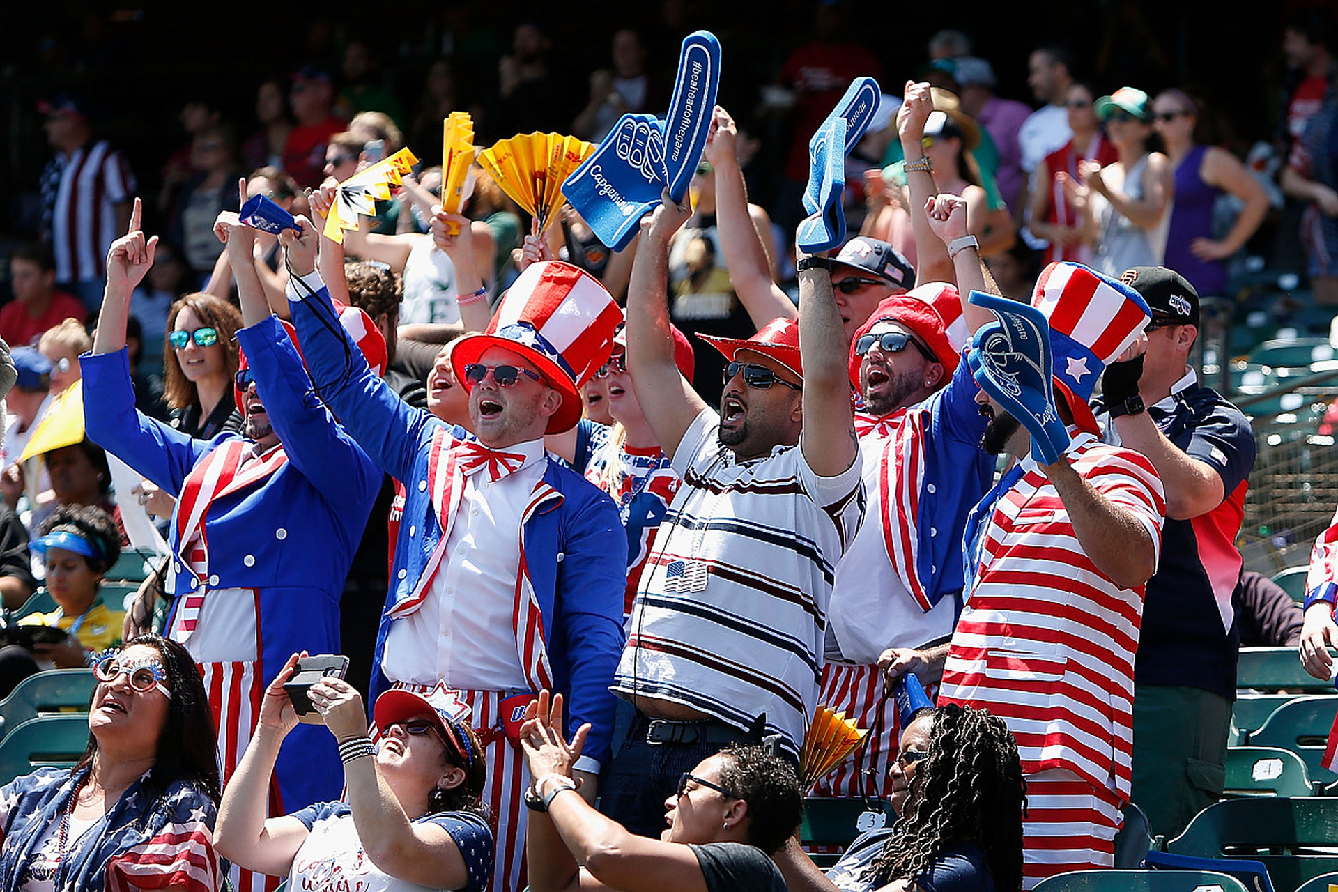 美国独立日庆祝活动上,枪击事件突然发生,九人受伤!