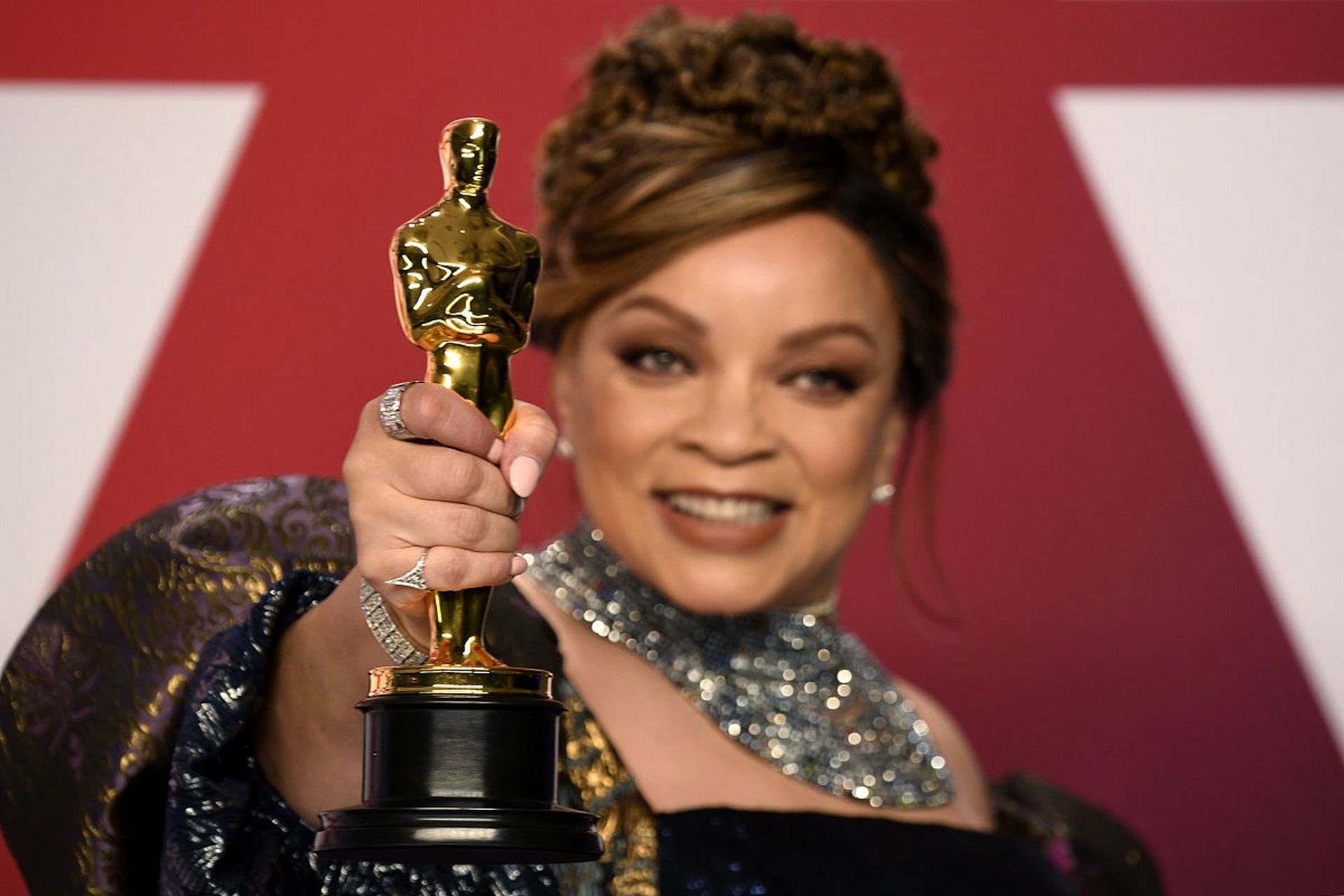 格莱美慢镜头诠释了什么叫高级…# 刚才看了cctv电影频道的慢镜头下的