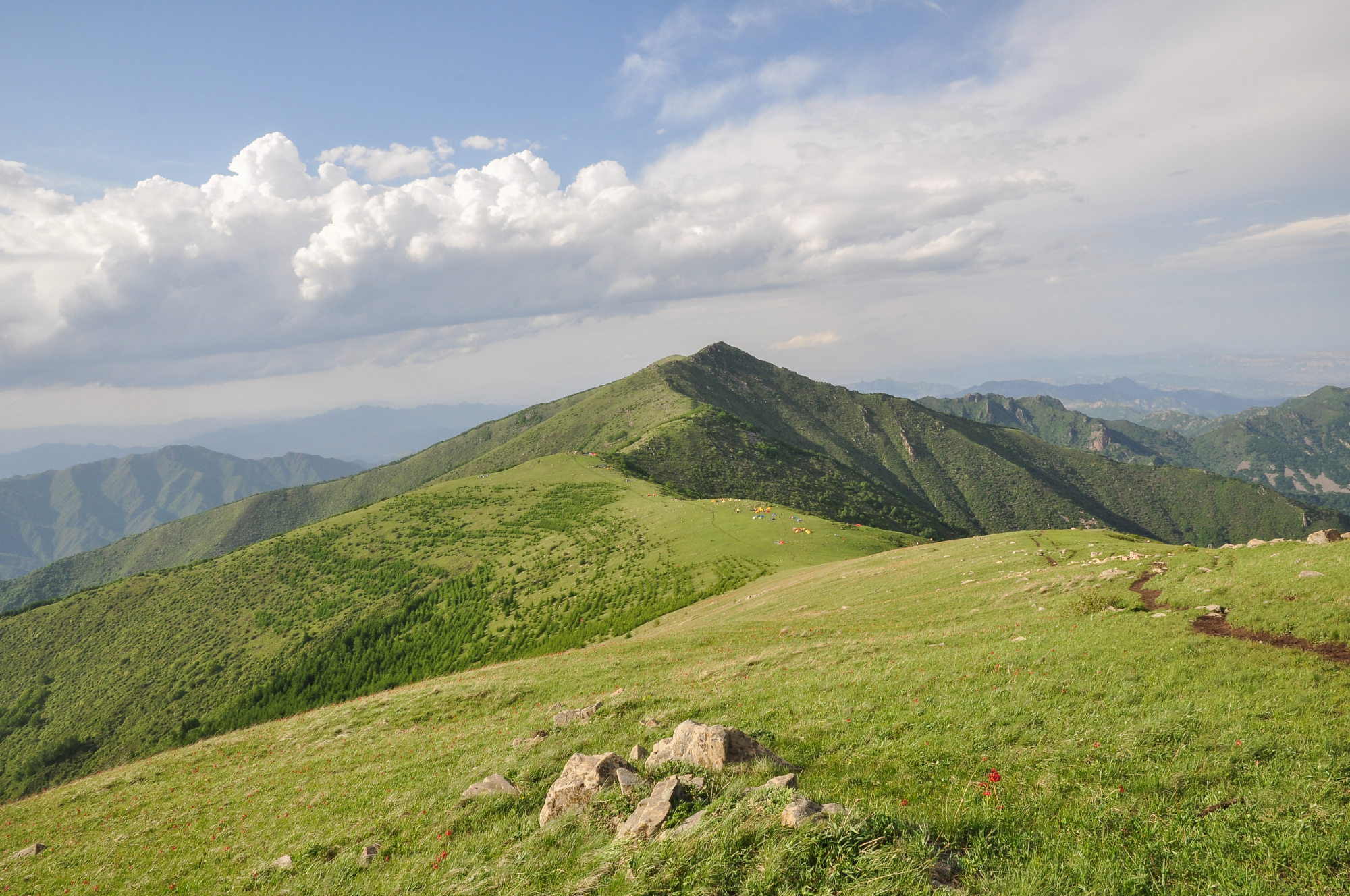 北京海坨山,京郊最美的高山草甸,戶外露營的勝地