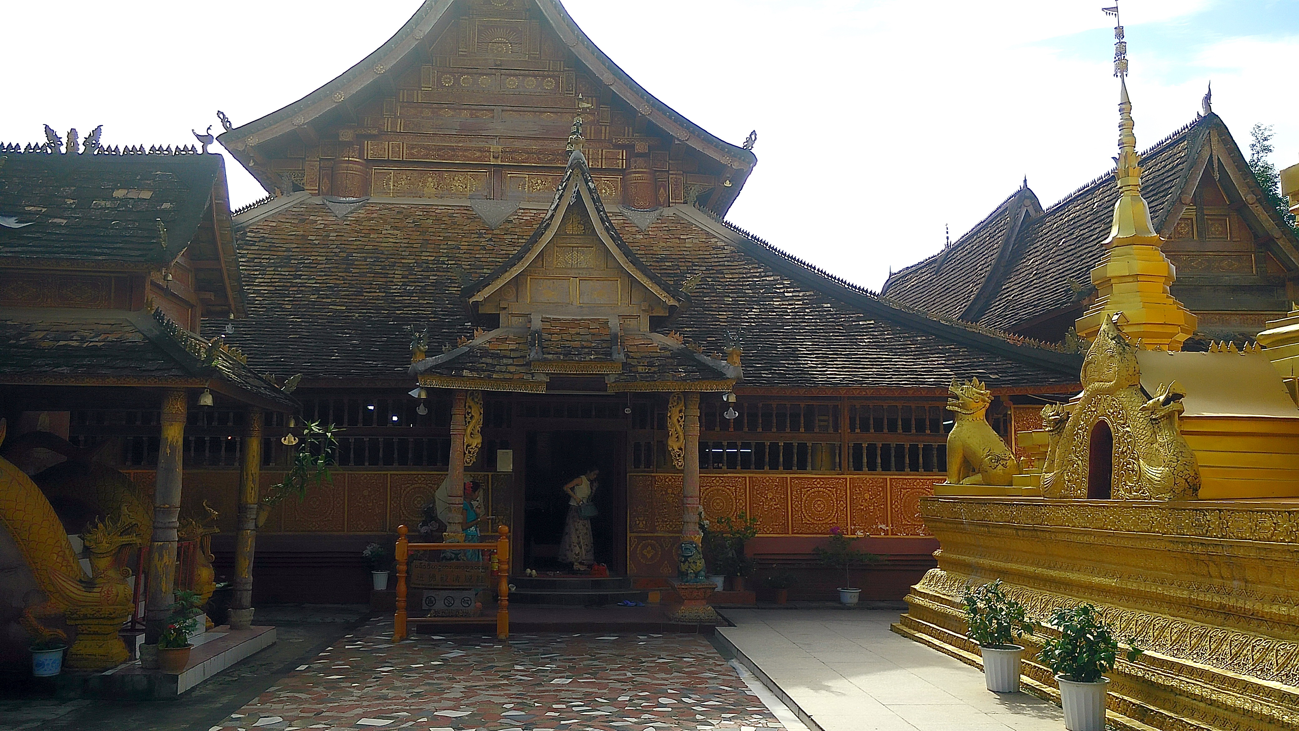 勐腊:佛寺掠影一一版纳风情(4)