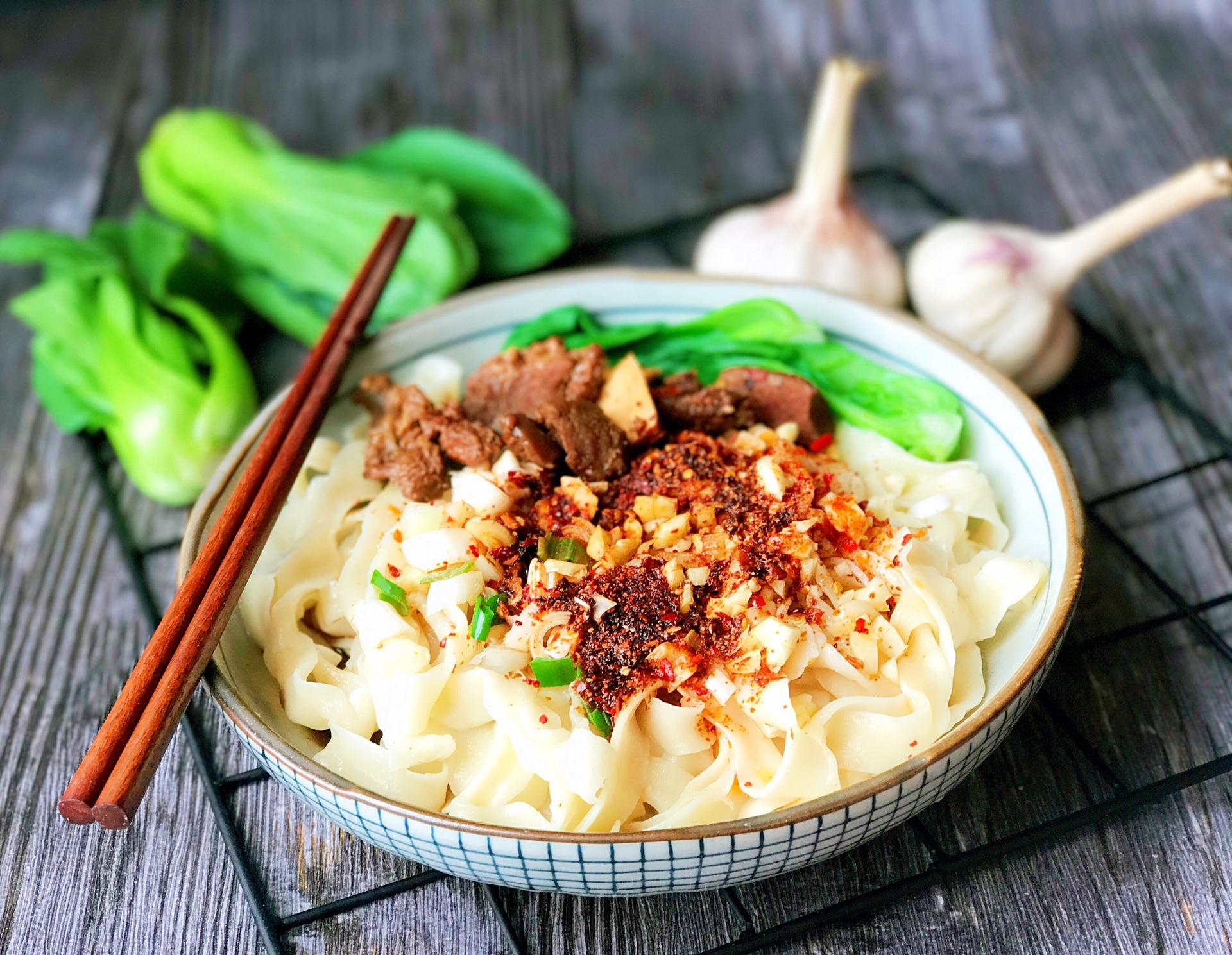 这些主食"热量"高得很,馒头遇见也得靠边站,全爱吃的多是胖子