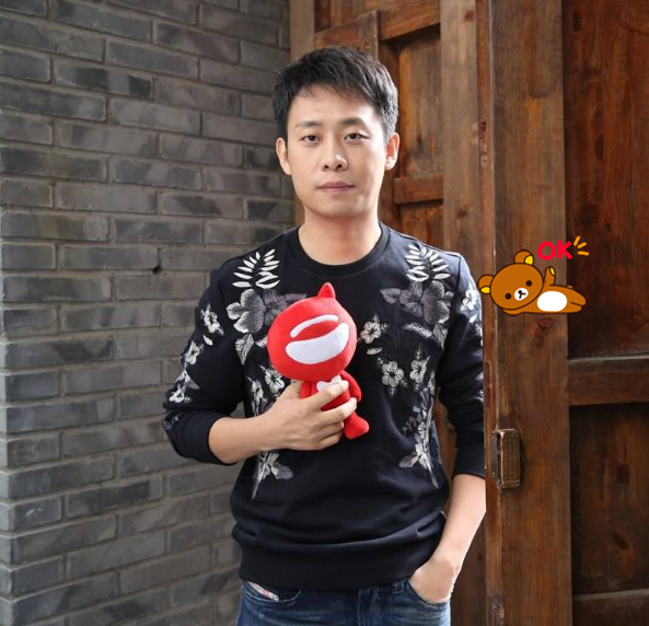 跑龙套被前女友"嫌弃",逆袭成影帝不说,还娶了央视主持人?