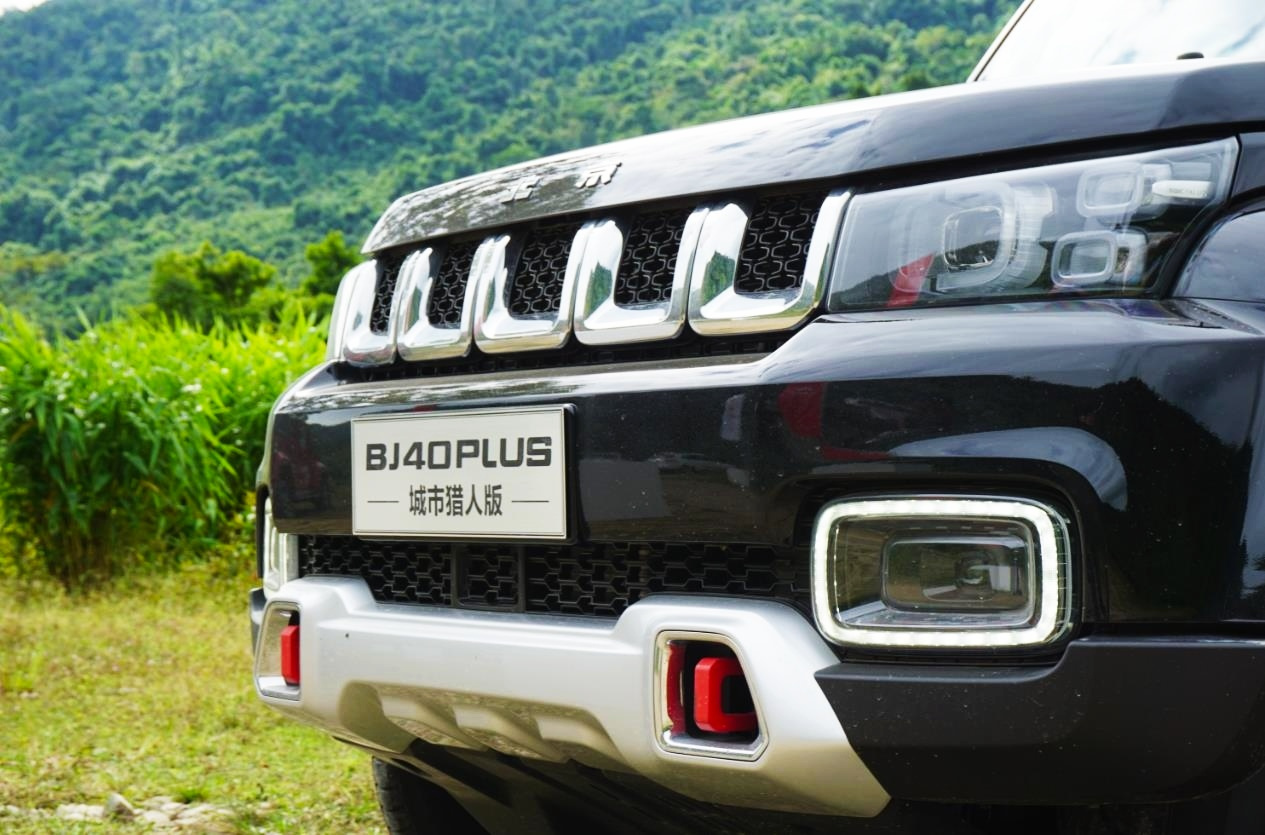 试驾bj40 plus城市猎人版:一台城市里开着也舒服的硬派越野车