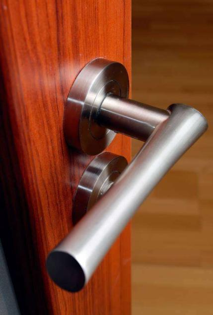 业内老行家亲授教你三步学会看懂门把手!