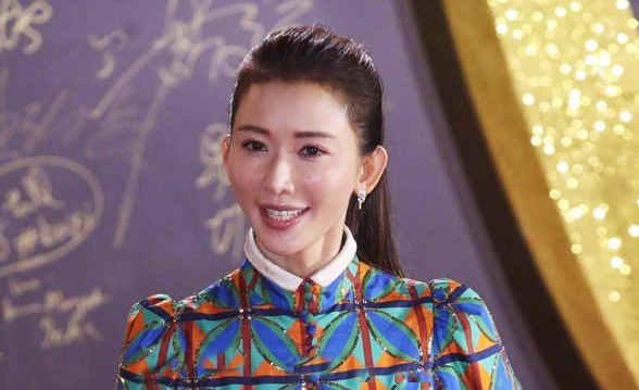 43岁台湾女神"林志玲"近照曝光,网友:我的妈!