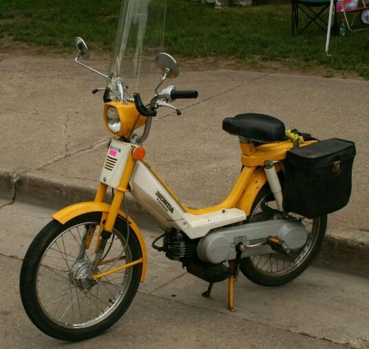 80年代红极一时的嘉陵cj80,如今带给我们的不仅仅是一种情怀