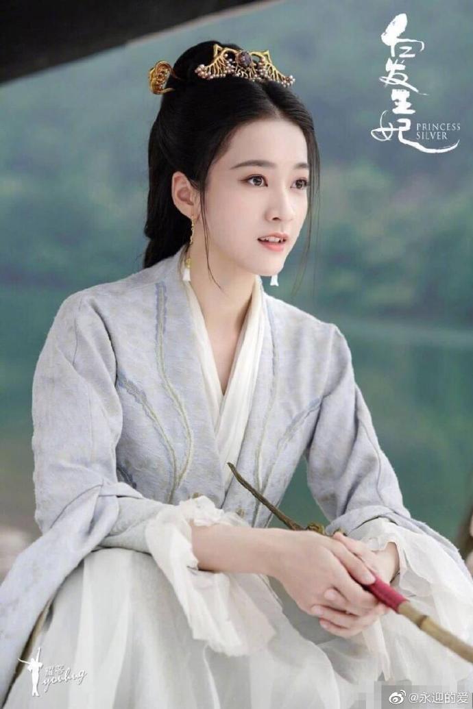 遇见美好##张雪迎0618生日快乐#我会带着月亮的温柔和星星的光亮