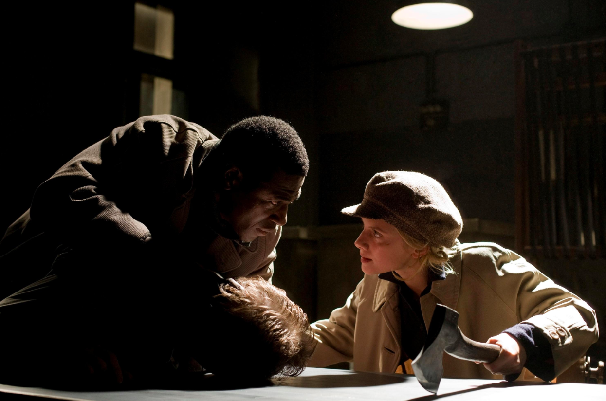 《无耻混蛋》:痞子昆巅峰之作,布莱德·皮特成最优雅的变态军官