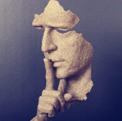 沉默不一定是金,也可能是埋葬自己的土