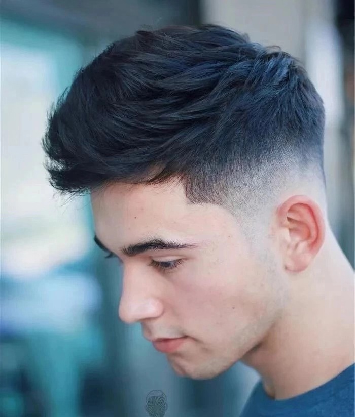 男生剪这4种短发才帅气,完美展现颜值,更显潮范!