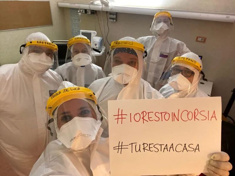 意大利留学生听到敲门声,接下来一幕看哭网友