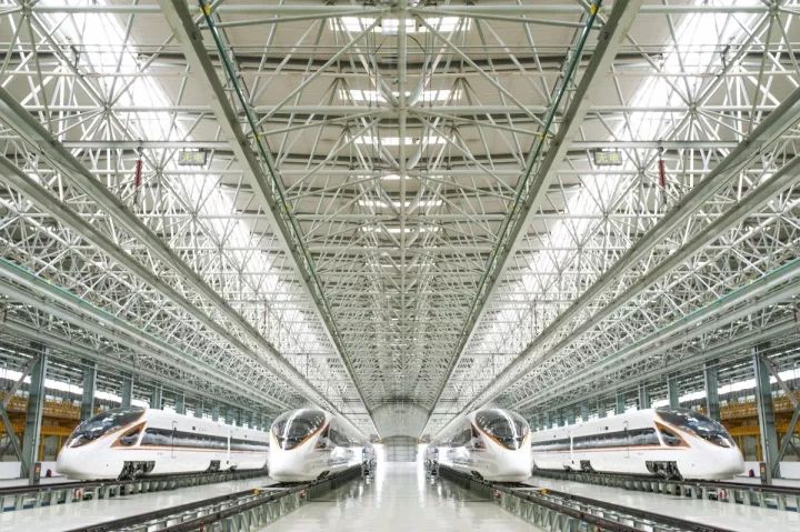 我叫长春,这是我的10张新名片,请多关照!