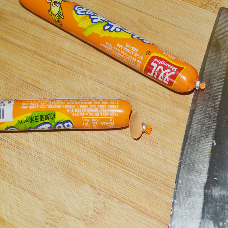 教您几招剥开火腿肠的方法,以后别再用嘴咬了